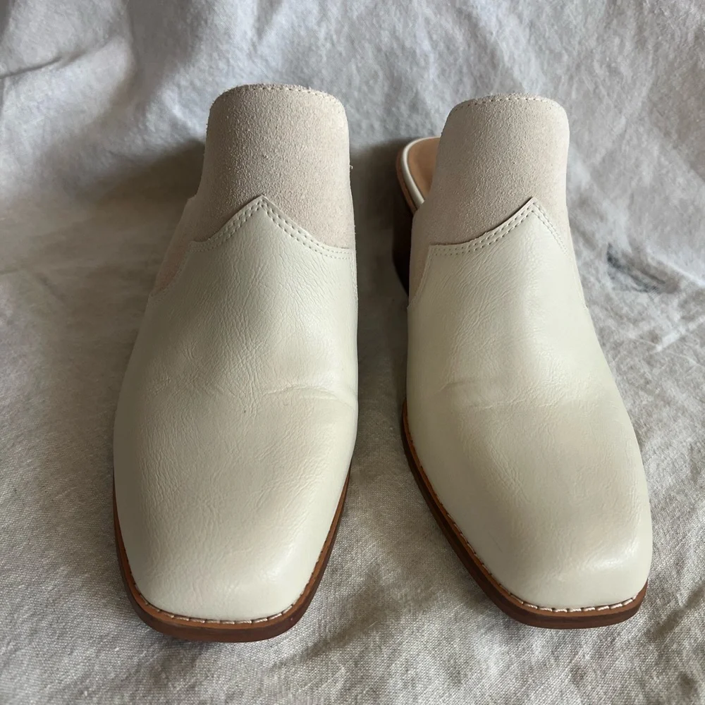 Mules - Picture 6 of 10